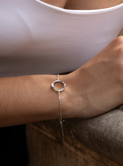 Pendientes aro diseño envolvente con circonita