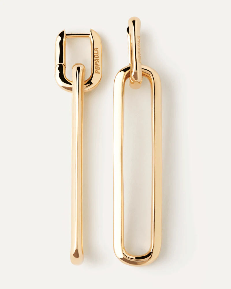 Pendientes eslabones P de Paola