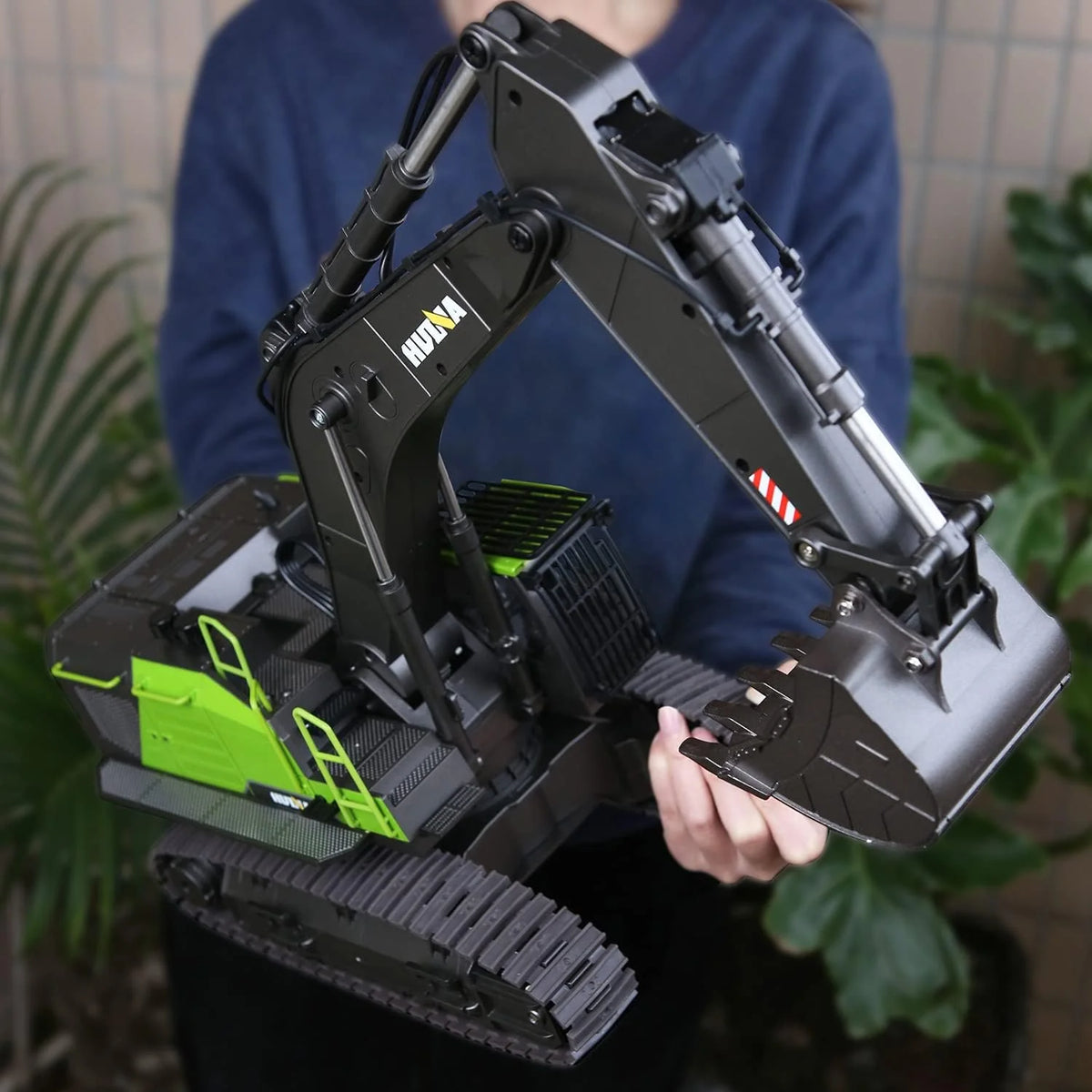 1:14 Excavadora Juguete Grande, 22 Canales Escavadoras Juguetes con todas las funciones, Excavadora Teledirigido RC +2 Baterías+3 Accesorios, Juguetes RC Pala, Gruas de Juguetes Niño 4 6 8 10 14+ Años