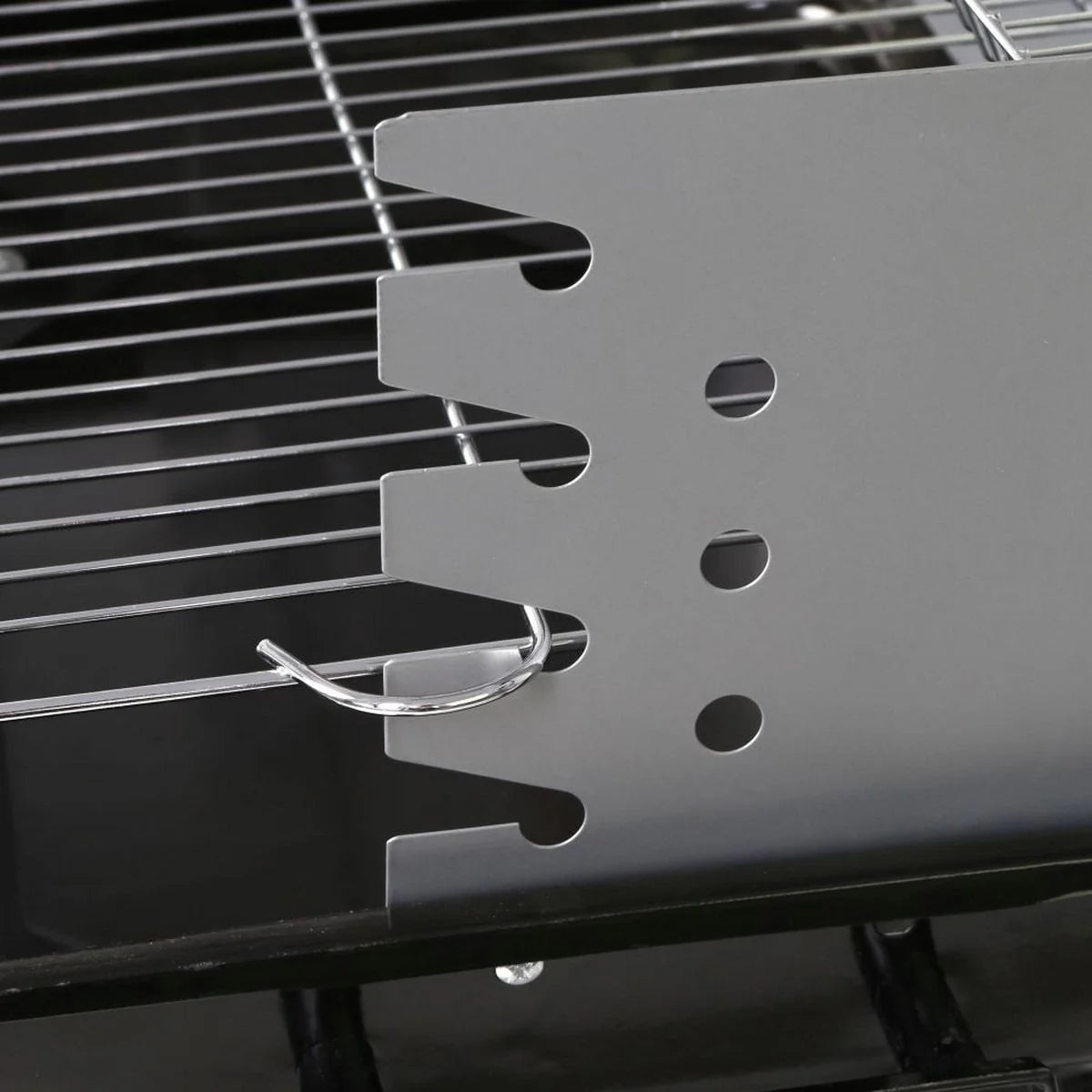 Barbacoa De Carbón Lolahome Con Parrilla De Acero, 57x38x80 Cm, Negra